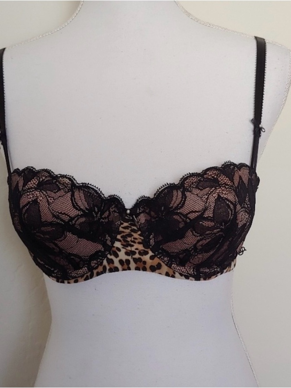 Victoria's Secret Black Lace & Leopard Balconette Bra